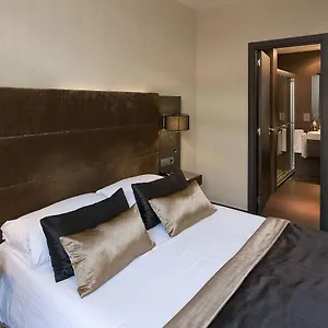 2* Hotel Constanza