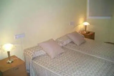 Hostal Tuset Barcelona Hotel